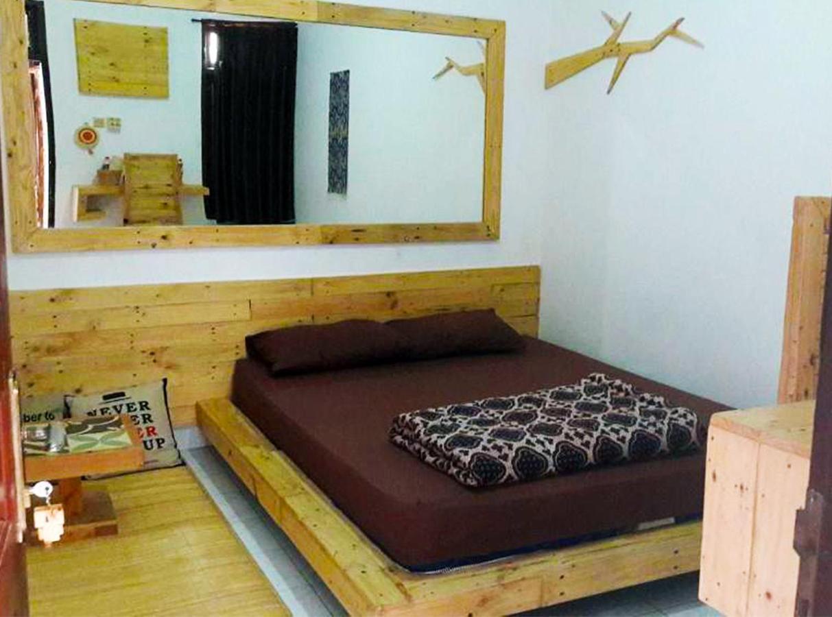Rumah Roso Homestay Джок'якарта Екстер'єр фото