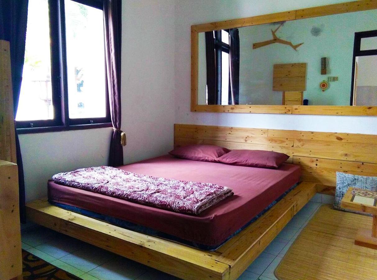 Rumah Roso Homestay Джок'якарта Екстер'єр фото