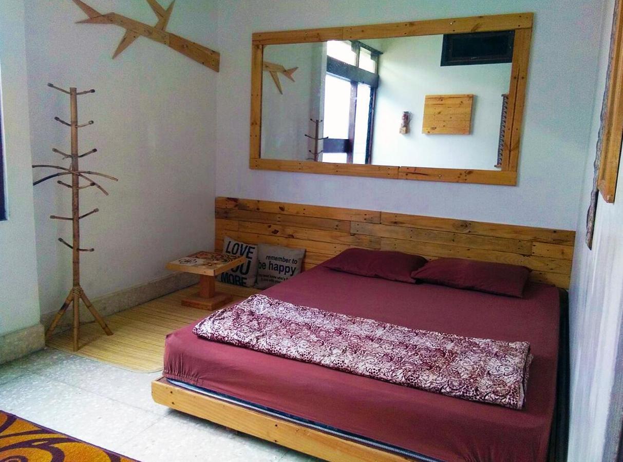 Rumah Roso Homestay Джок'якарта Екстер'єр фото