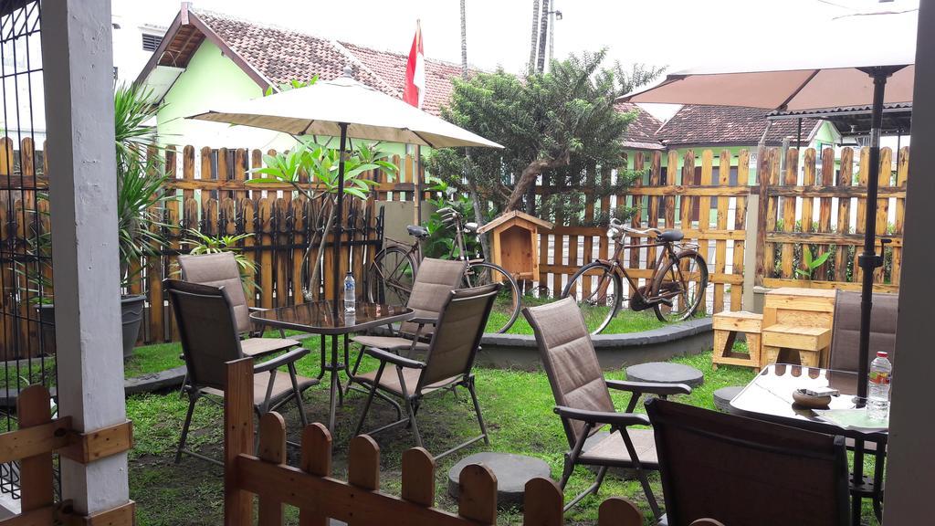 Rumah Roso Homestay Джок'якарта Екстер'єр фото